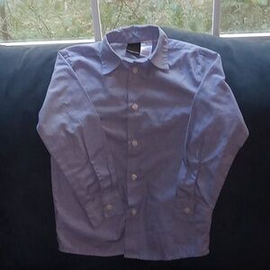 Van Heusen boys size 6 light blue long sleeve dress shirt E.U.C. cotton poly